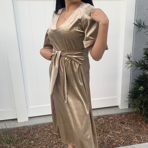 V neck velvet dress - Picture 3 of 5